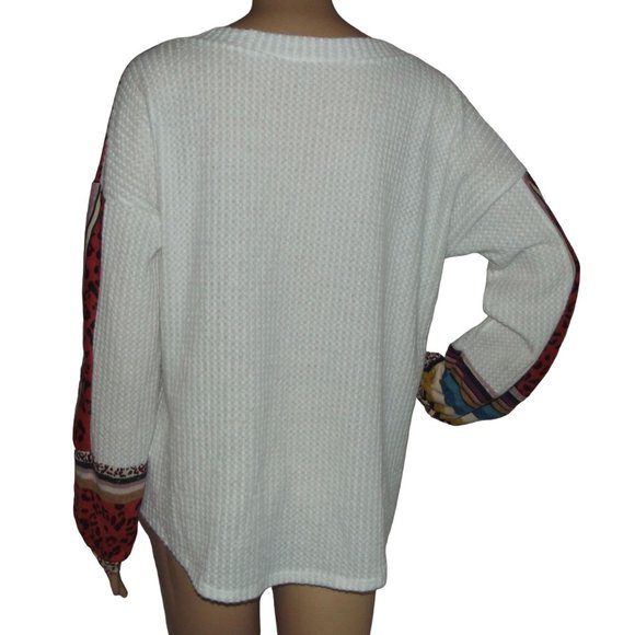 Lovely Melody Waffle Sweater Medium white v-neck animal print thermal fuzzy - Picture 9 of 10